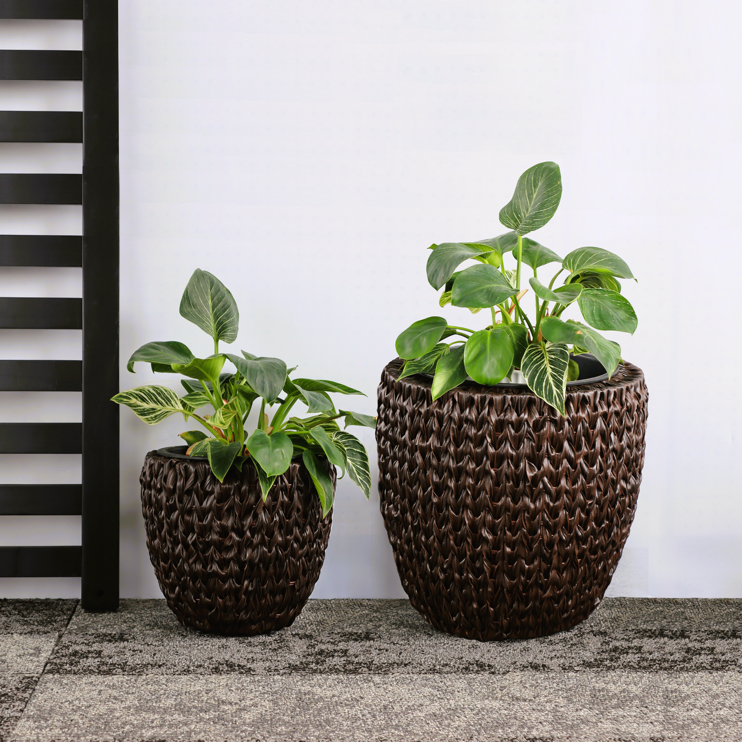 Eden Grace Set Of 2 Round All-Weather Wicker Planter With Plastic Liner Pot -Indoor / Outdoors Patio Herb Garden Furnishings