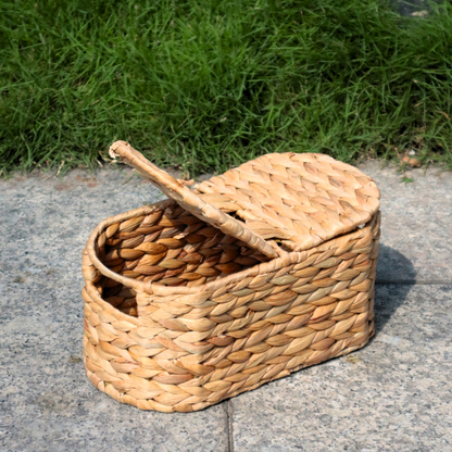 Eden Grace Handmade Oval Woven Wicker Basket with Lid - Stylish Storage Solutions for Home Organization