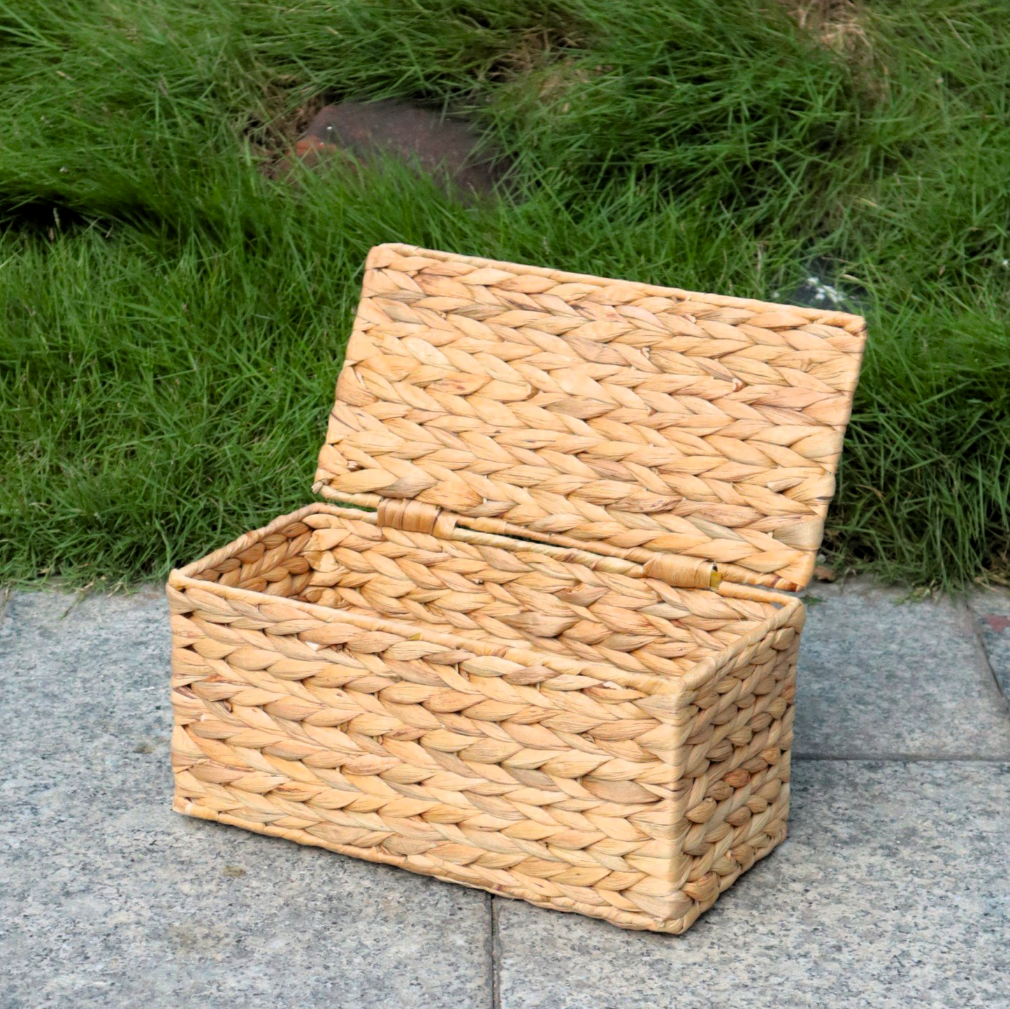 Eden Grace Single Rectangular Basket with Cover - Handwoven Water Hyacinth for Stylish Organization